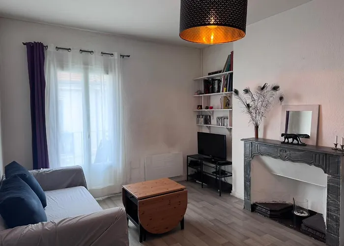 Le Farges- Chambre Dans Appartement Partage-3 Minutes Gare St Roch- Laconciergeriebynina